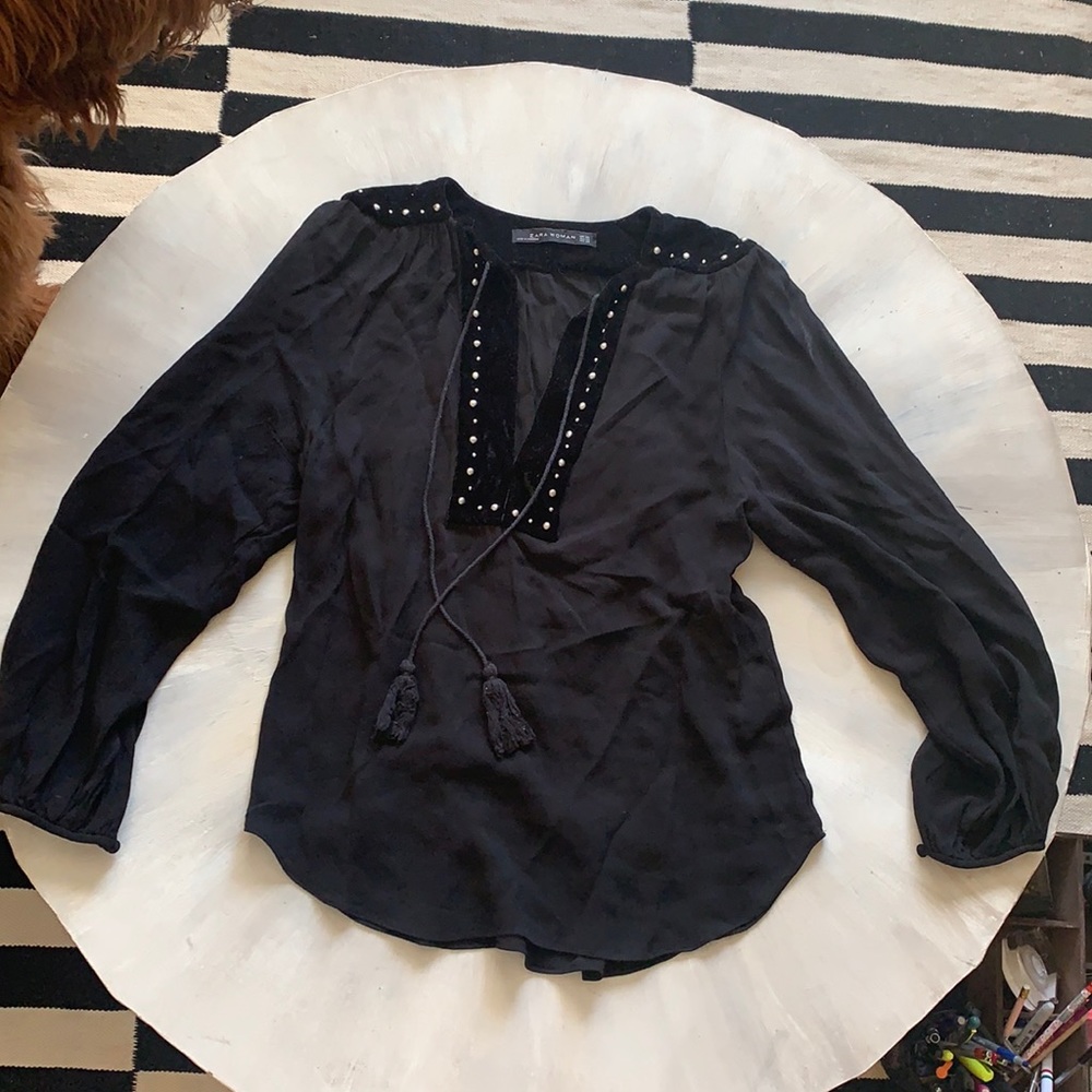 - ZARA SEMI TRANSPARENT AND VELVET BLOUSE-
